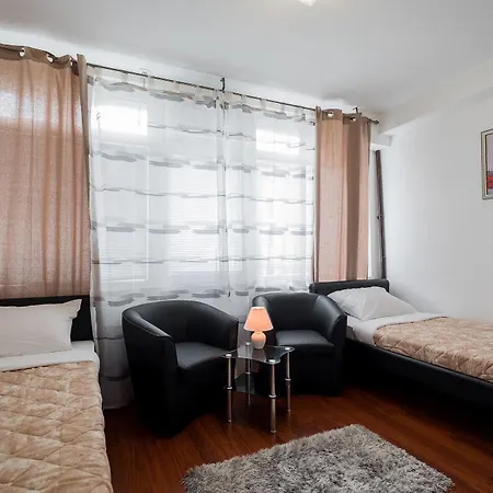 Aparthotel Downtown Bane